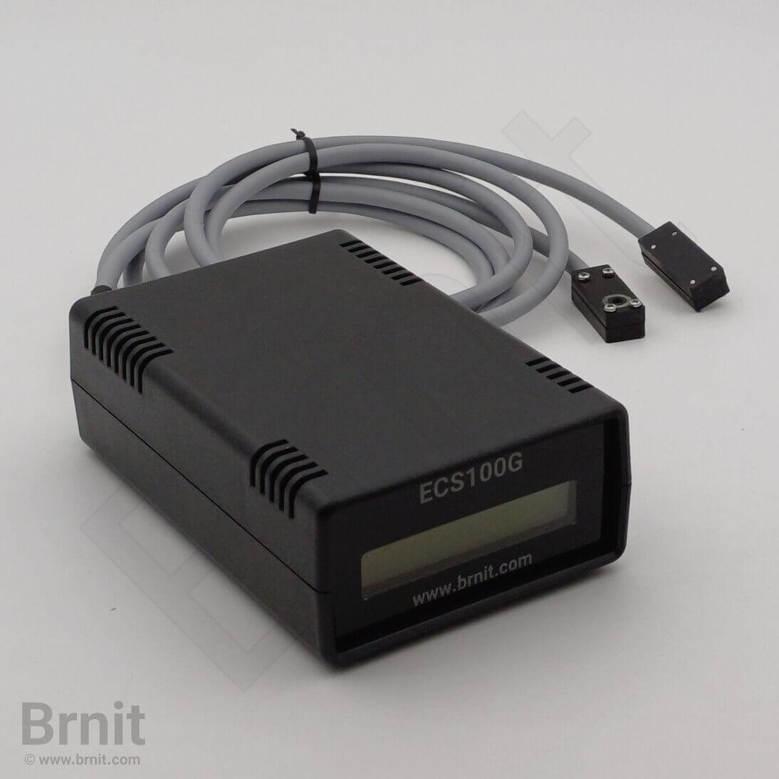 جهاز مراقبة درجة الحرارة والرطوبة عبر شبكة الجوال باستخدام شريحة SIM